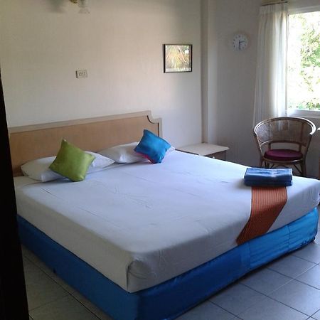 Sm Beach Side Place Hua Hin Bagian luar foto
