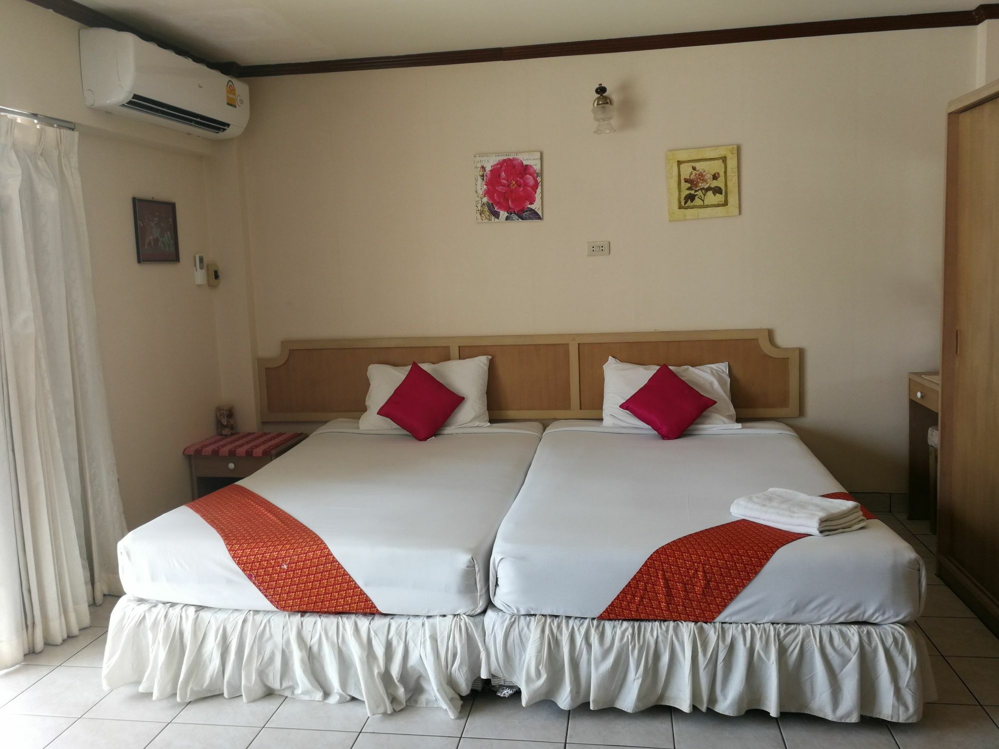 Sm Beach Side Place Hua Hin Bagian luar foto